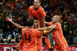 开云体育登录-乌拉圭险胜克罗地亚，特尔施特根爆发神勇的简单介绍