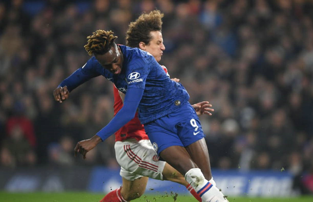 英格兰羽毛球队强势日本羽毛球队，安赛龙完成帽子戏法