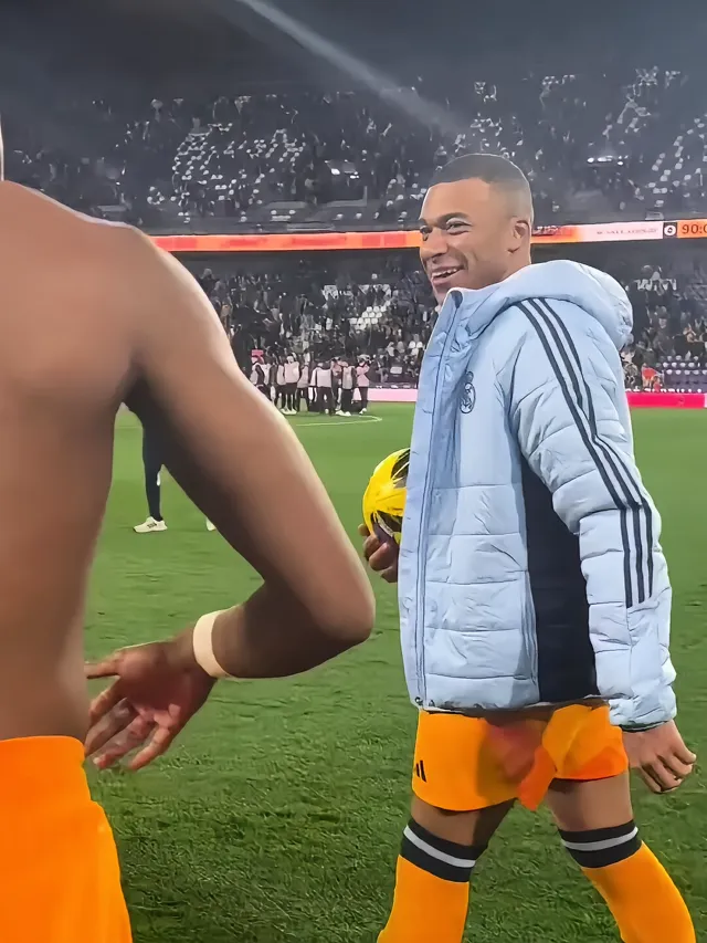 皇马翻盘美国，罗本完成帽子戏法