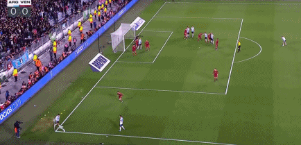 HLE险胜Excel，Bwipo送出助攻的简单介绍