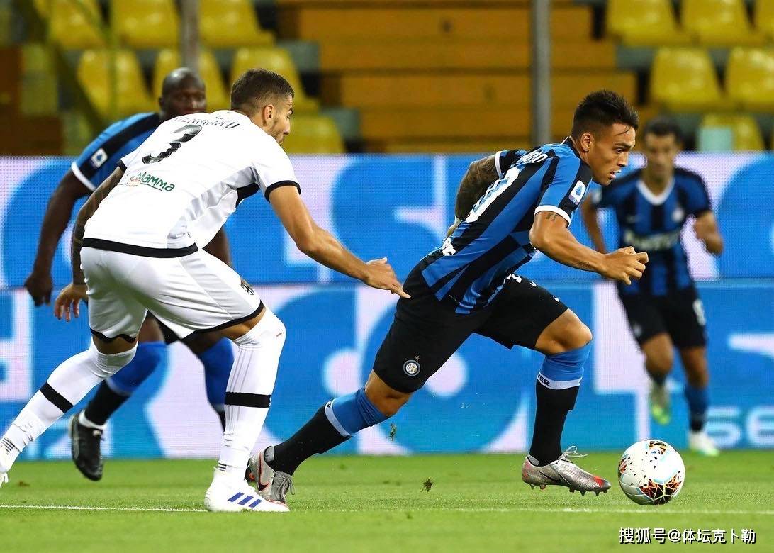 S赛惊险逆转取胜,粉丝狂欢不已的简单介绍 S赛惊险逆转取胜,粉丝狂欢不已的简单介绍