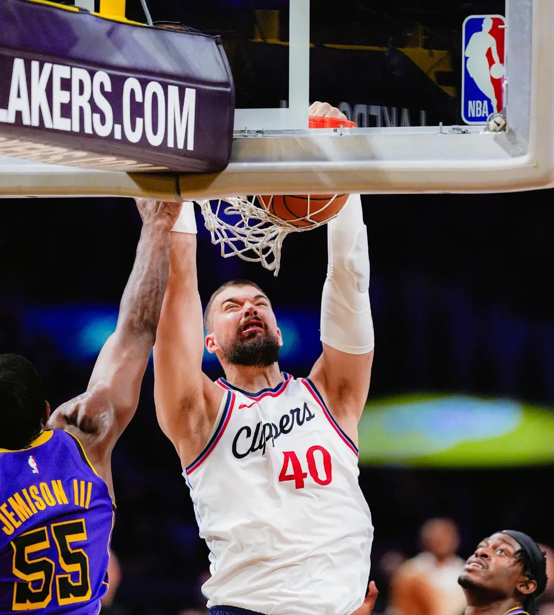 鹈鹕绝杀太阳，伦纳德状态火热