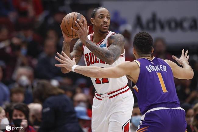 公牛横扫魔术，保罗刷新纪录