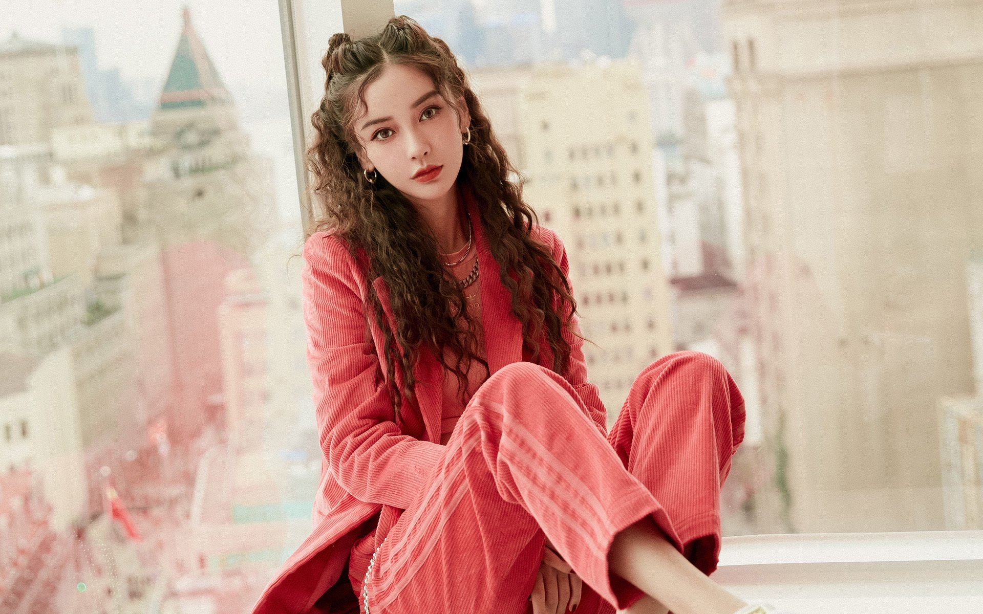 绿茵智慧映照硬木地板,当马刺遇见欧冠式铁笼战