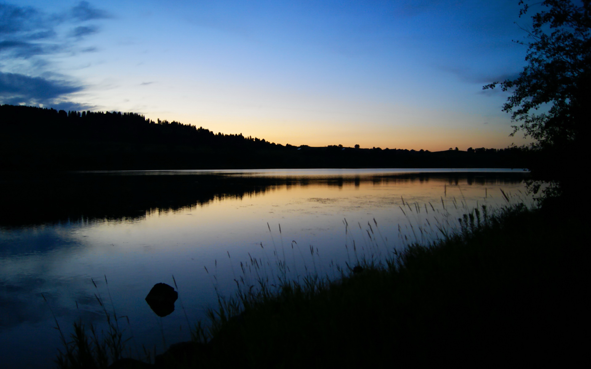绿茵智慧映照硬木地板,当马刺遇见欧冠式铁笼战