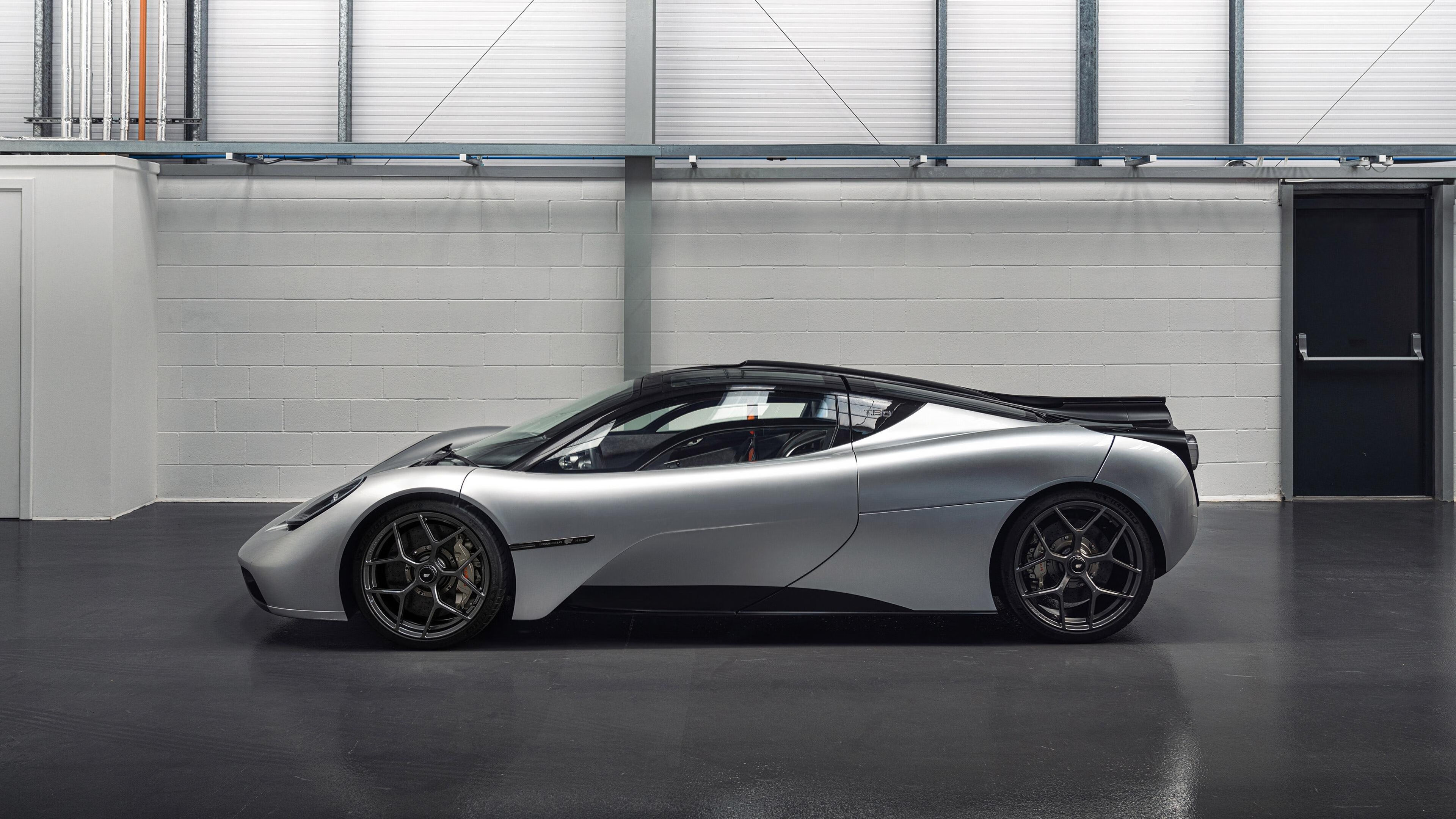 终极舞台的浓眉定律,当亿万目光成为他飞升的燃料